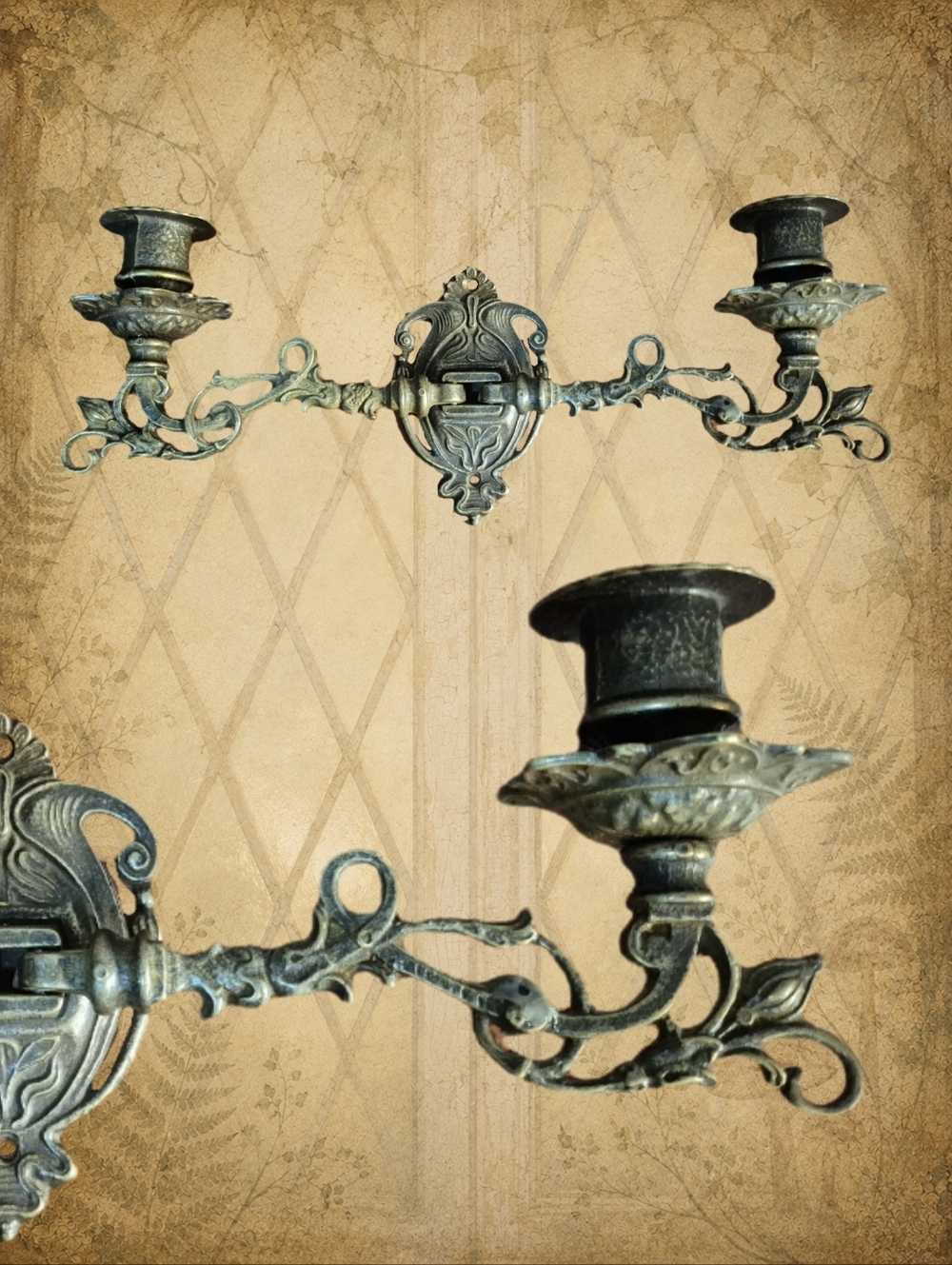 Fairy Tales 👑🧚‍♂️ Antique Brass Chandelier 2 Arm Candle Holder Wall Sconce